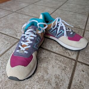 New Balance Multicolor Sneakers For Men. Size 10.5. Very Good Condition